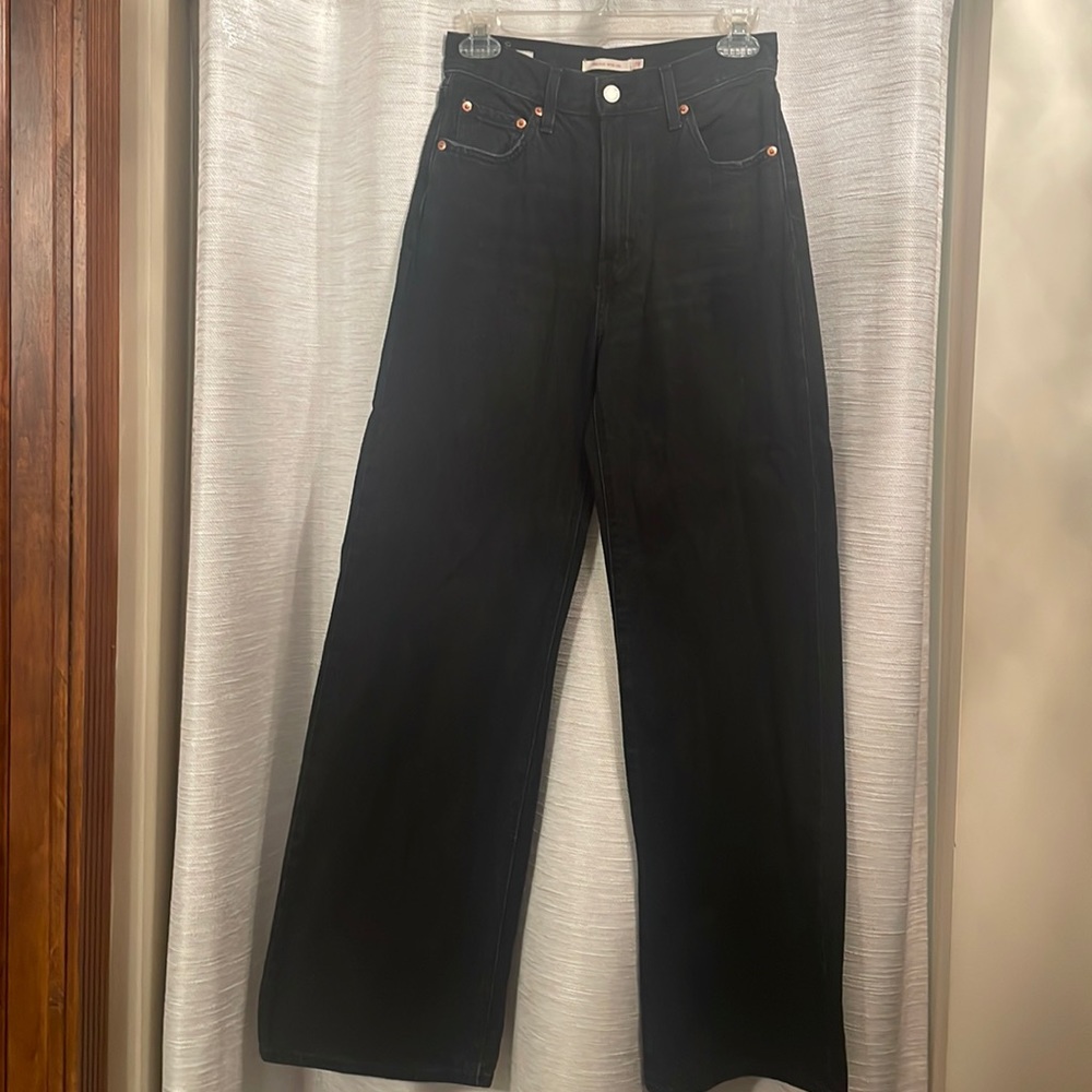 Levi’s Ribcage Wide Leg Jeans